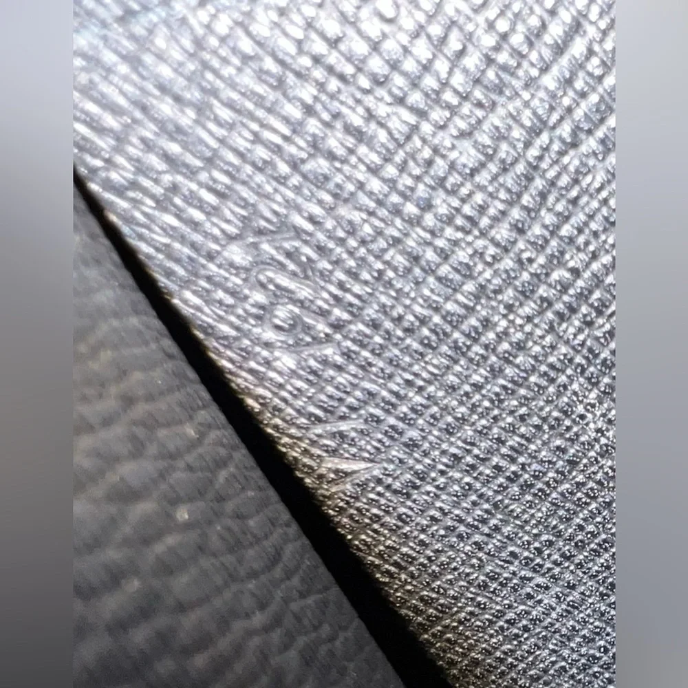 Louis Vuitton Montaigne EPI Clutch w/Coa - Picture 14 of 16